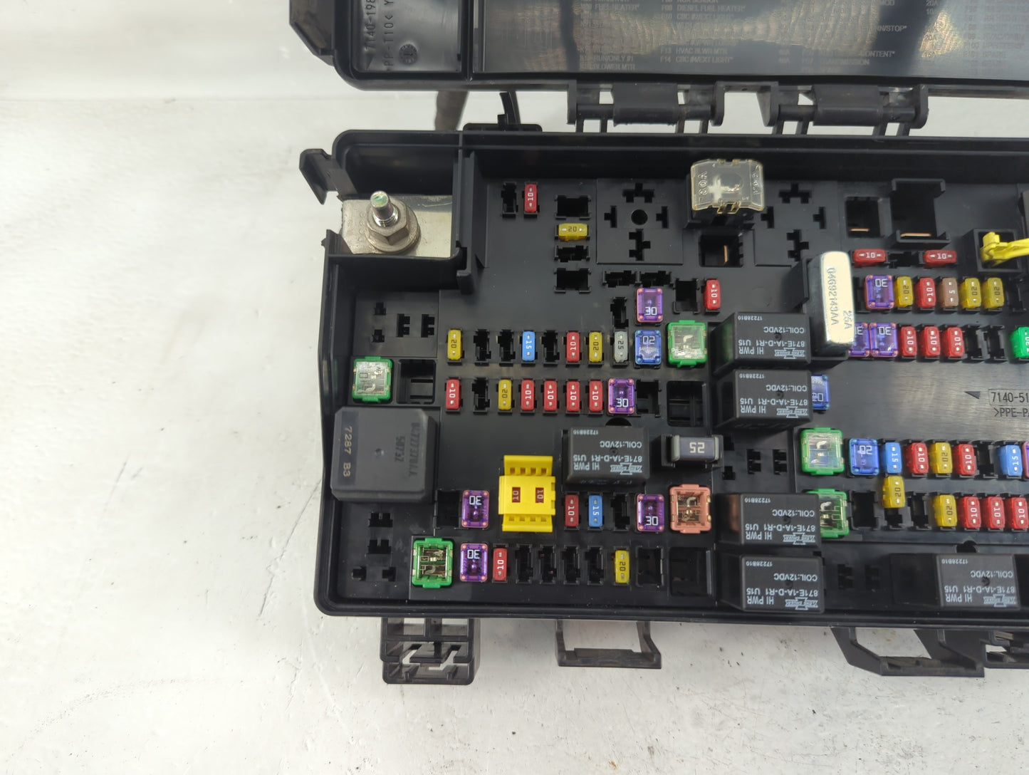 2018 Dodge Ram 1500 Fusebox Fuse Box Panel Relay Module P/N:P68322373AC Fits OEM Used Auto Parts - Oemusedautoparts1.com
