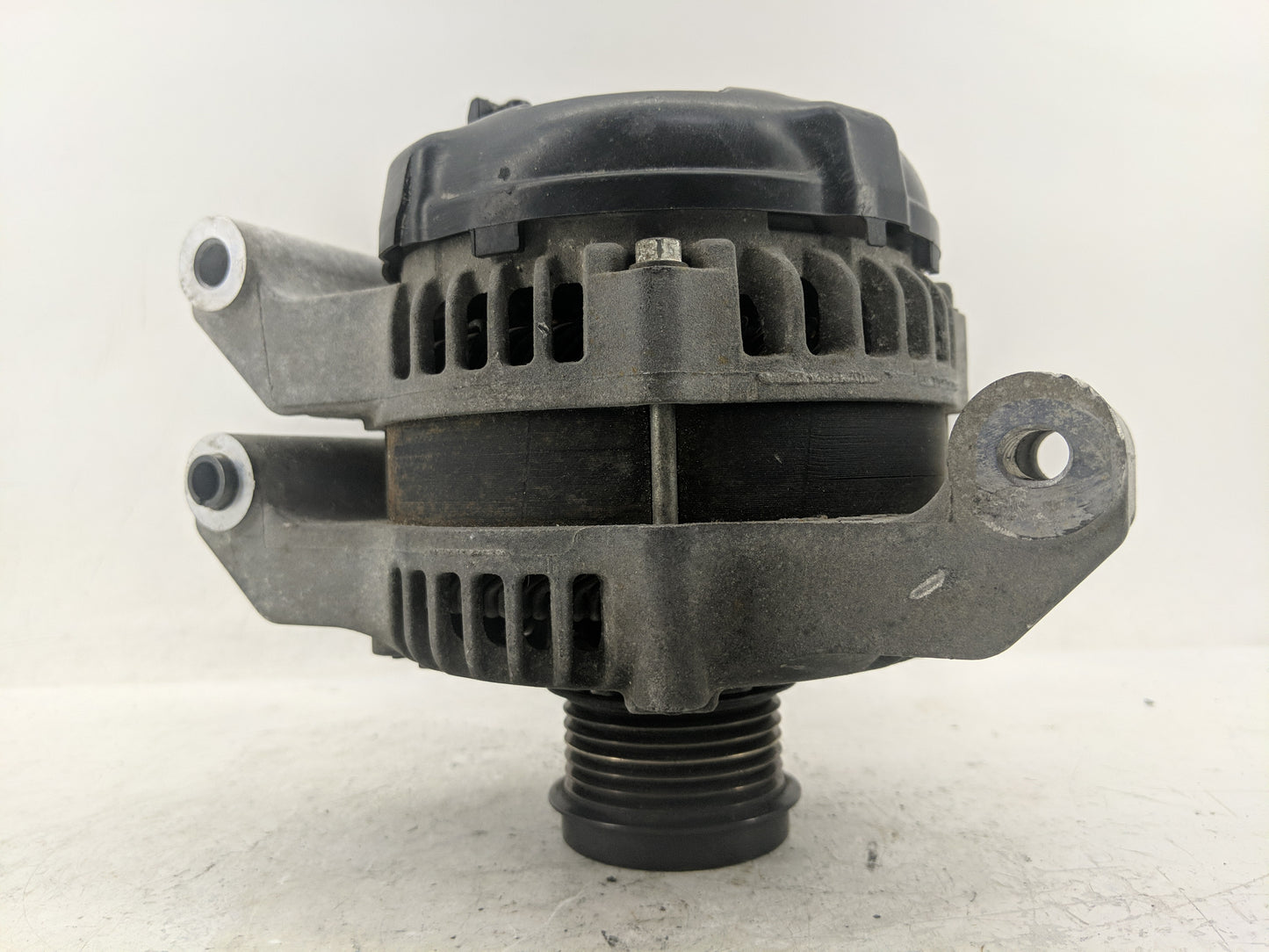 2018 Dodge Ram 1500 Alternator Replacement Generator Charging Assembly Engine OEM P/N:P04801779AI Fits OEM Used Auto Parts -