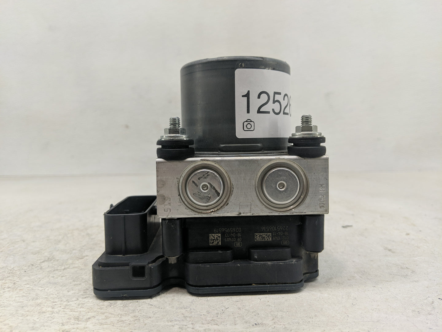 2018 Dodge Ram 1500 ABS Pump Control Module Replacement P/N:53432393 Fits OEM Used Auto Parts - Oemusedautoparts1.com