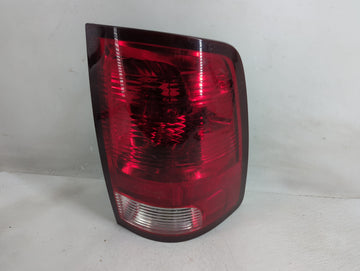 2018 Dodge Ram 1500 Tail Light Assembly Passenger Right OEM P/N:50693B 55277414AC Fits OEM Used Auto Parts - Oemusedautopart