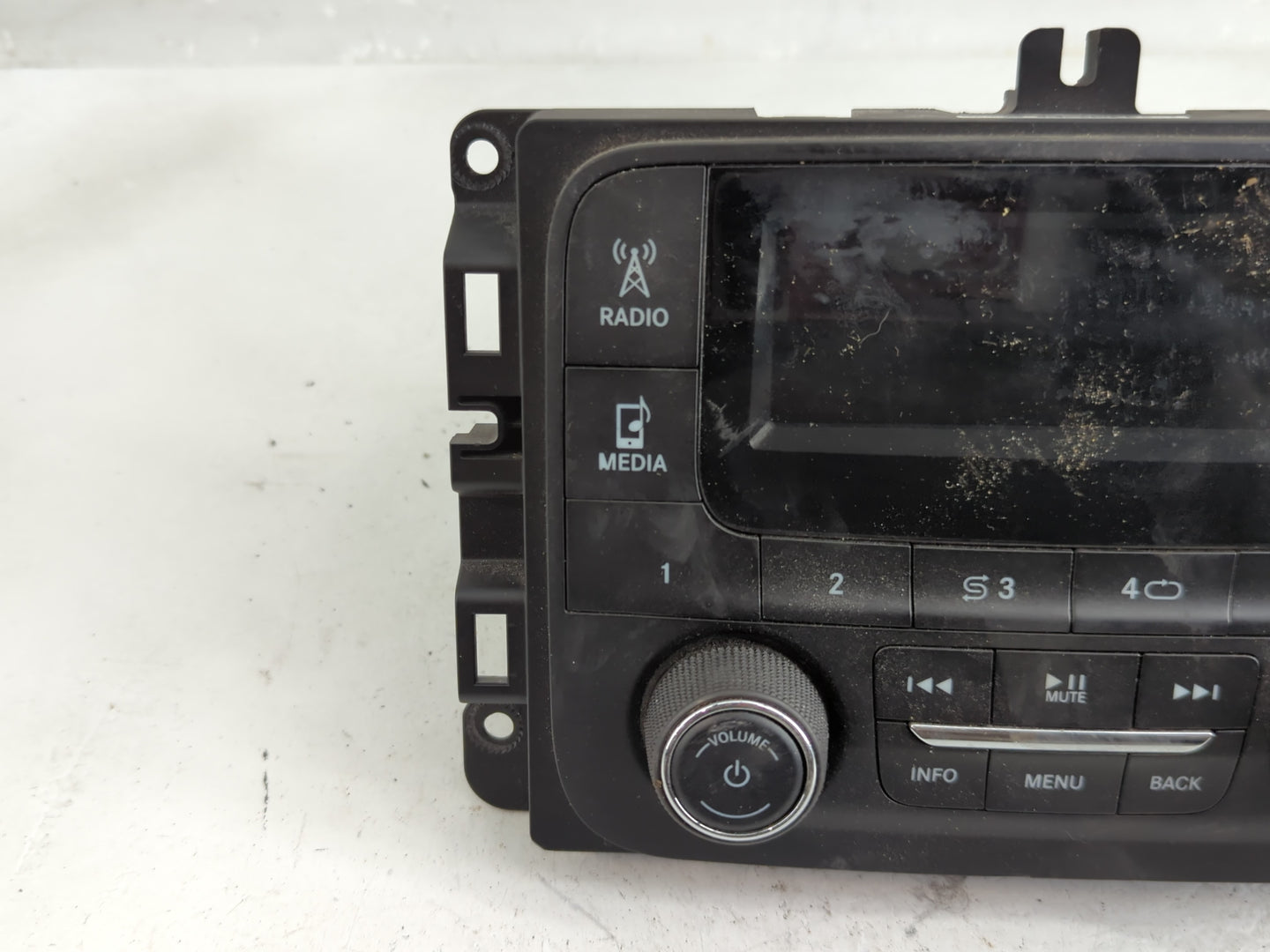 2018 Dodge Ram 1500 Radio AM FM Cd Player Receiver Replacement P/N:68271362AC Fits Fits 2017 2019 2020 OEM Used Auto Parts -