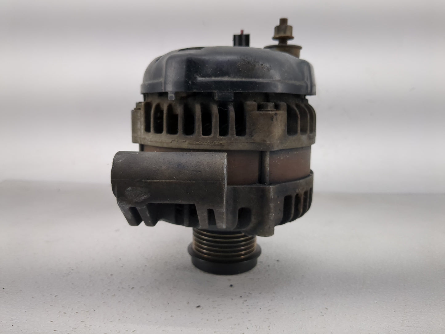 2018 Dodge Ram 1500 Alternator Replacement Generator Charging Assembly Engine OEM P/N:TN421000-0752 P04801779A1 Fits OEM Use