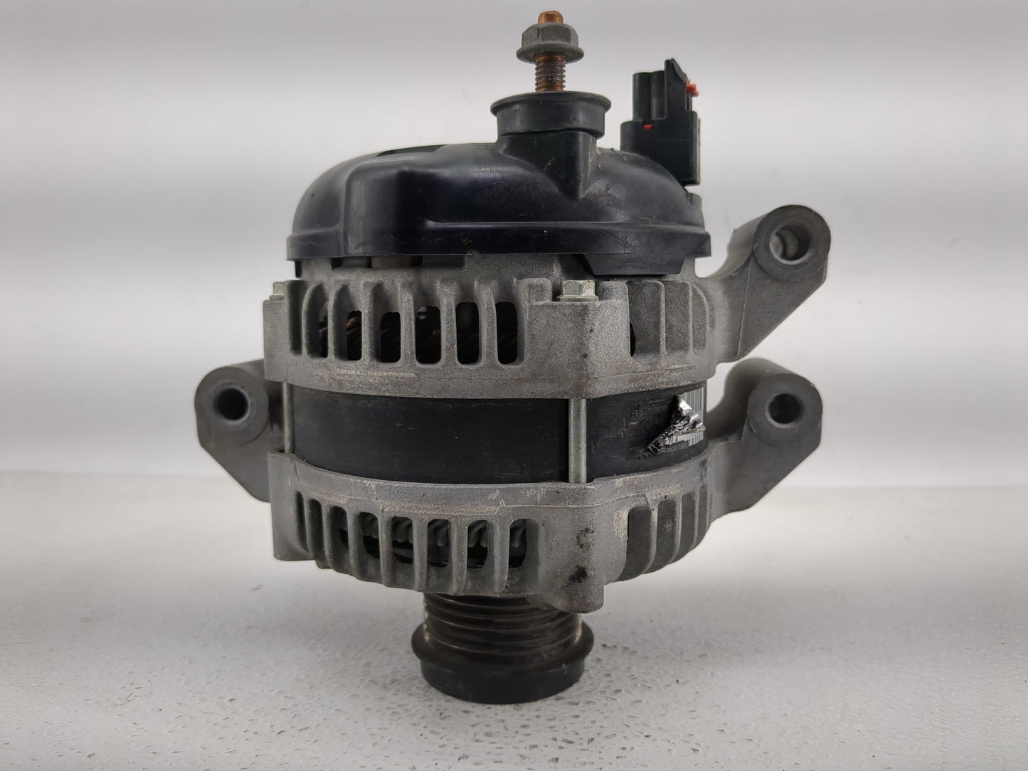 2018 Dodge Ram 1500 Alternator Replacement Generator Charging Assembly Engine OEM P/N:TN421000-0752 P04801779A1 Fits OEM Use