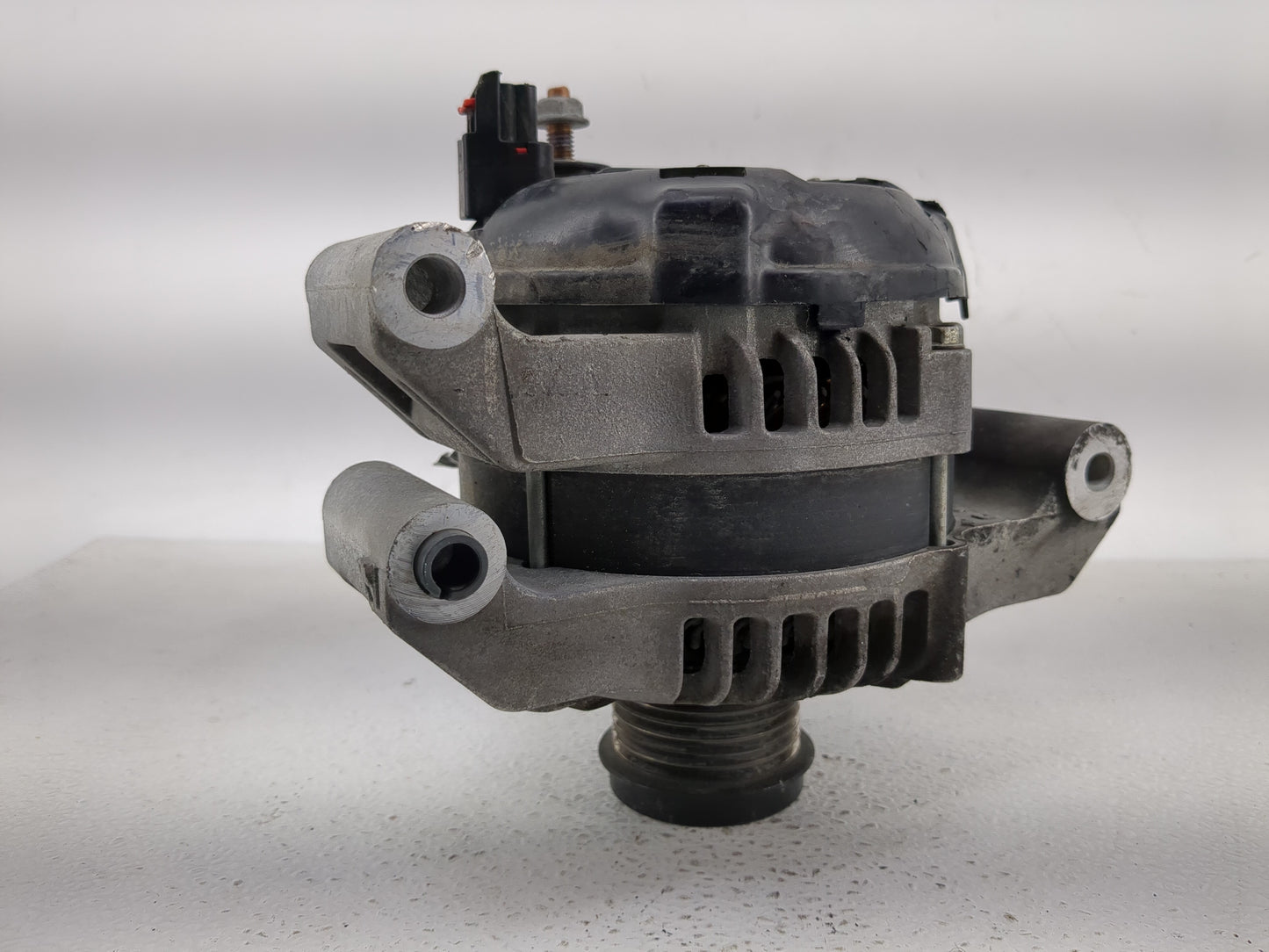 2018 Dodge Ram 1500 Alternator Replacement Generator Charging Assembly Engine OEM P/N:TN421000-0752 P04801779A1 Fits OEM Use