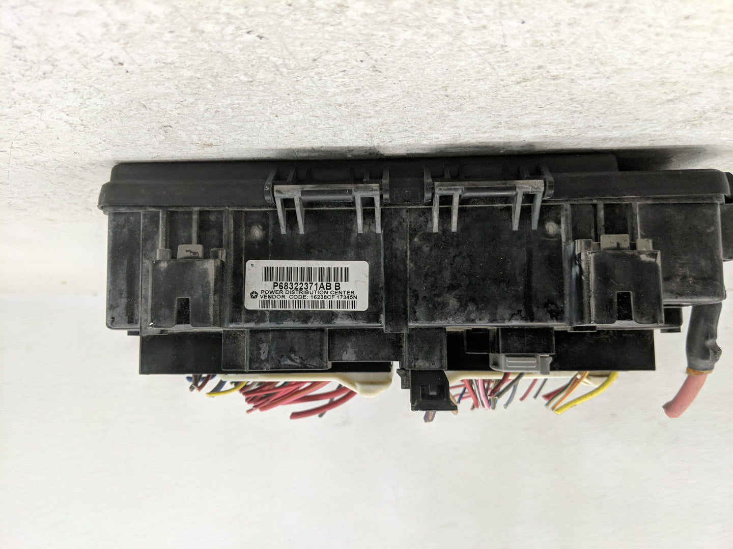 Dodge Ram 1500 Fusebox Fuse Box Relay Module Tipm 68322371ab B - Oemusedautoparts1.com