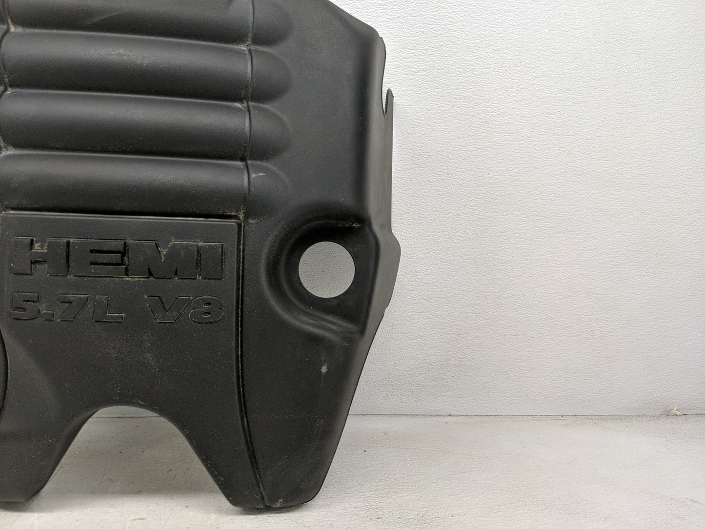 2018 Dodge Ram 1500 Engine Cover - Oemusedautoparts1.com