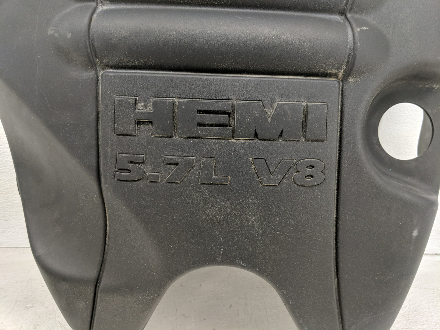 2018 Dodge Ram 1500 Engine Cover - Oemusedautoparts1.com
