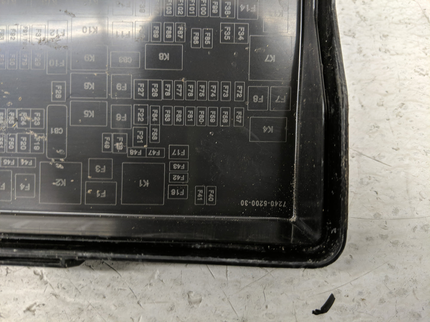 2018 Dodge Ram 1500 Fusebox Fuse Box Panel Relay Module P/N:P68322371AB B Fits OEM Used Auto Parts - Oemusedautoparts1.com