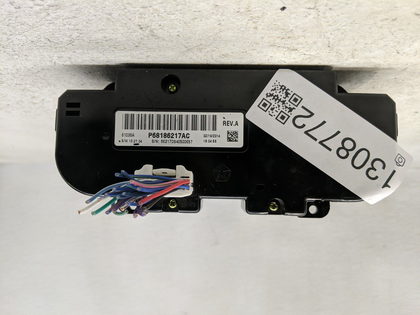 2018 Dodge Ram 1500 Climate Control Module Temperature AC/Heater Replacement P/N:P68186217AC Fits OEM Used Auto Parts - Oemu