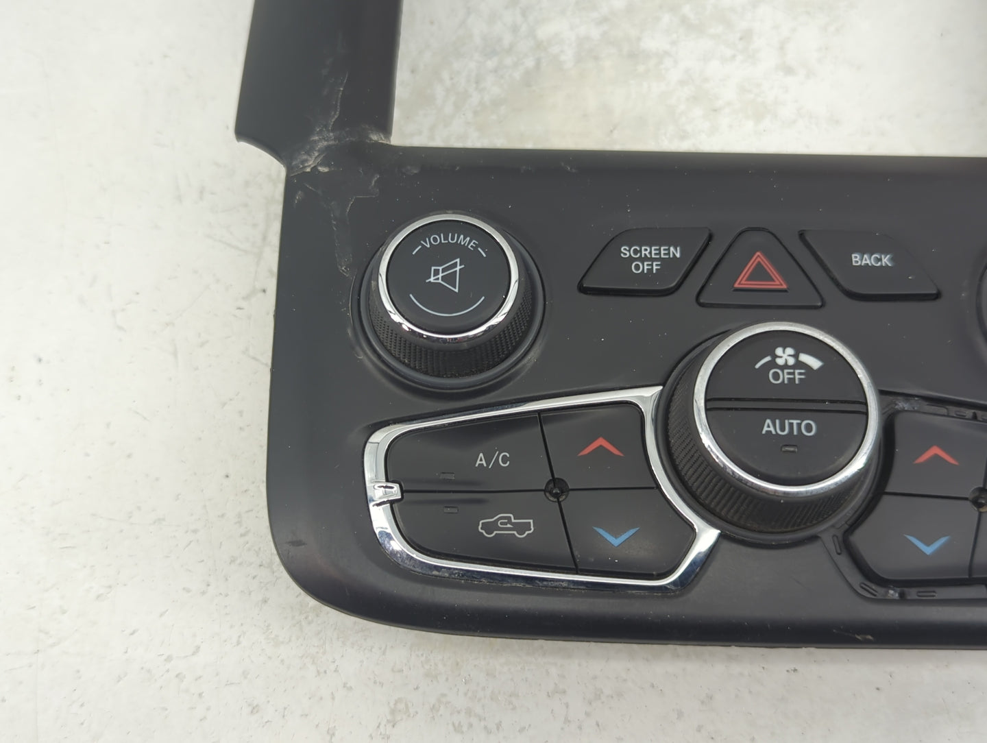 2018 Dodge Ram 1500 Climate Control Module Temperature AC/Heater Replacement P/N:1UJ97DX9AC P68186217AC Fits OEM Used Auto P