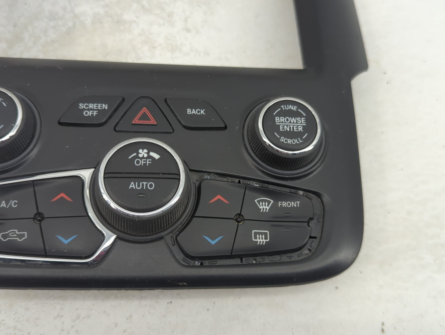 2018 Dodge Ram 1500 Climate Control Module Temperature AC/Heater Replacement P/N:1UJ97DX9AC P68186217AC Fits OEM Used Auto P