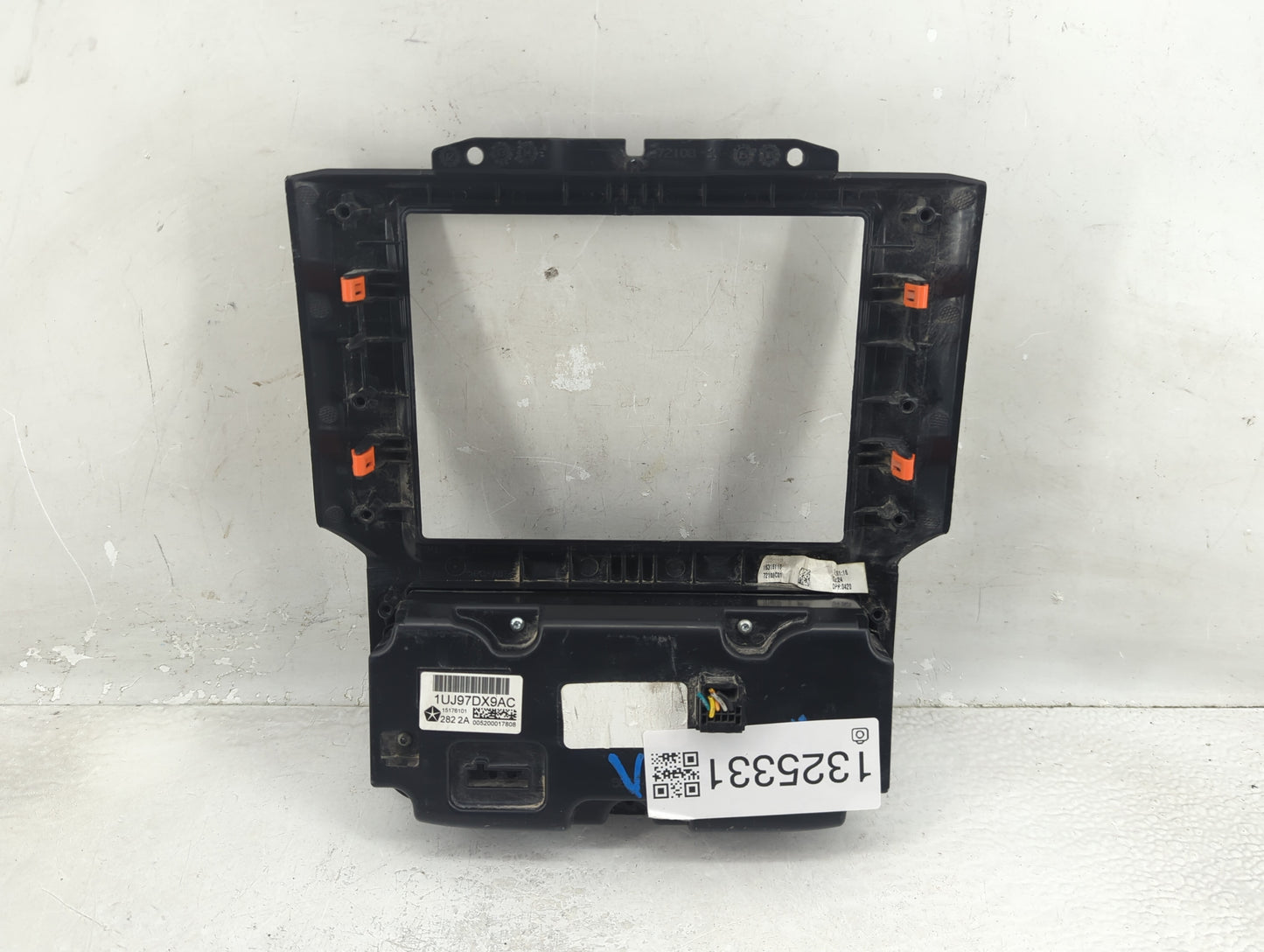 2018 Dodge Ram 1500 Climate Control Module Temperature AC/Heater Replacement P/N:1UJ97DX9AC P68186217AC Fits OEM Used Auto P