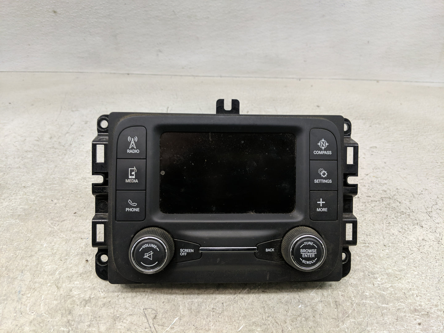 2018 Dodge Ram 1500 Radio AM FM Cd Player Receiver Replacement P/N:68365210AB Fits Fits 2019 2020 OEM Used Auto Parts - Oemu