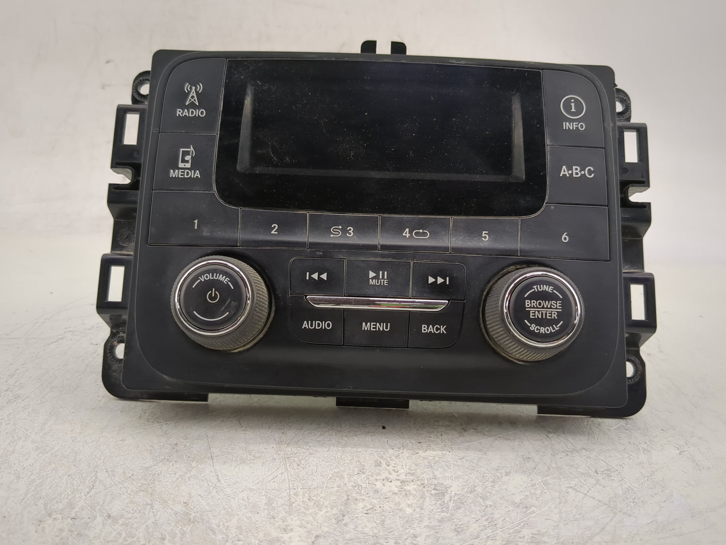 2018 Dodge Ram 1500 Radio AM FM Cd Player Receiver Replacement P/N:68137113AG Fits Fits 2017 2019 2020 OEM Used Auto Parts -