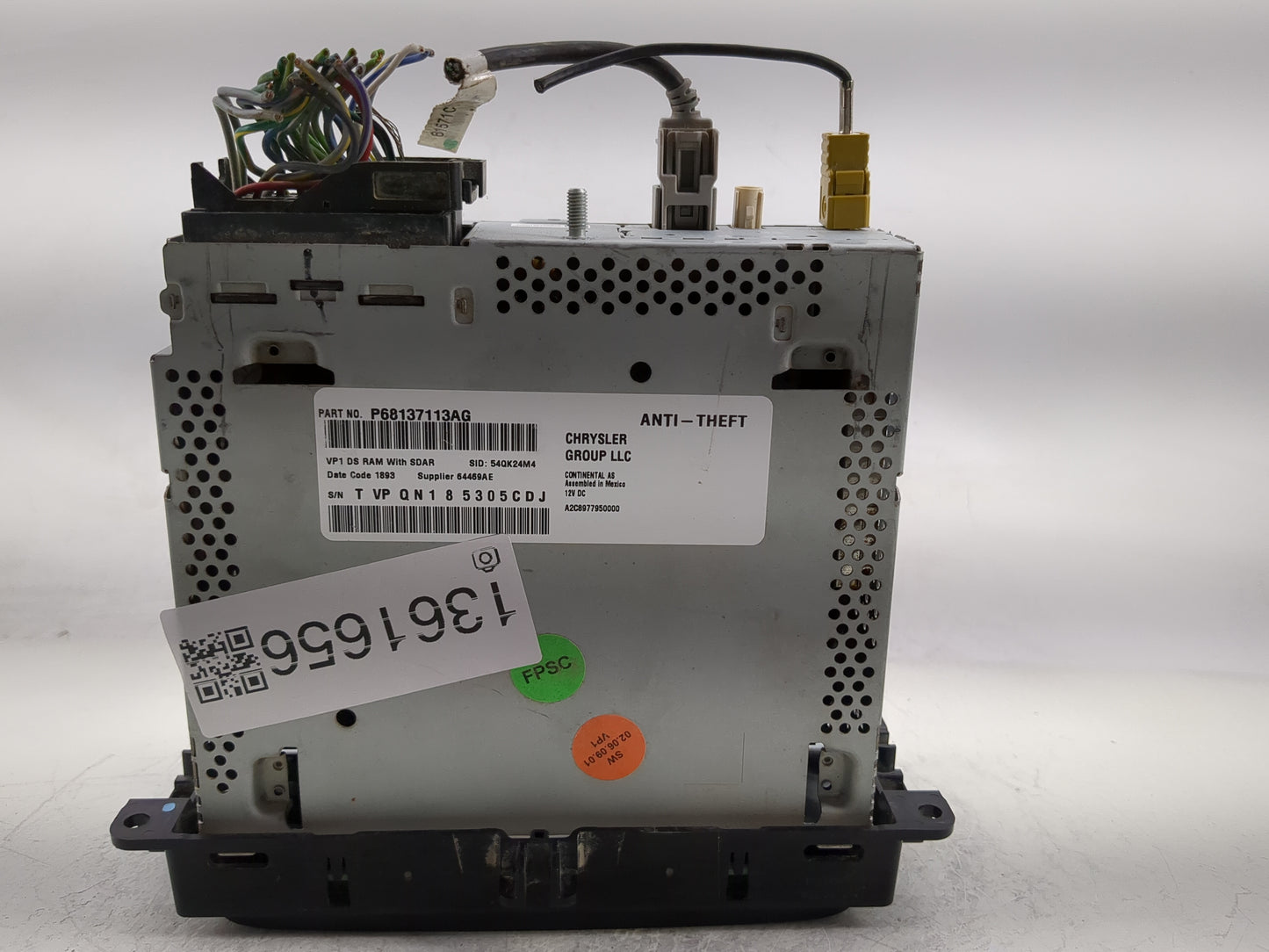2018 Dodge Ram 1500 Radio AM FM Cd Player Receiver Replacement P/N:68137113AG Fits Fits 2017 2019 2020 OEM Used Auto Parts -