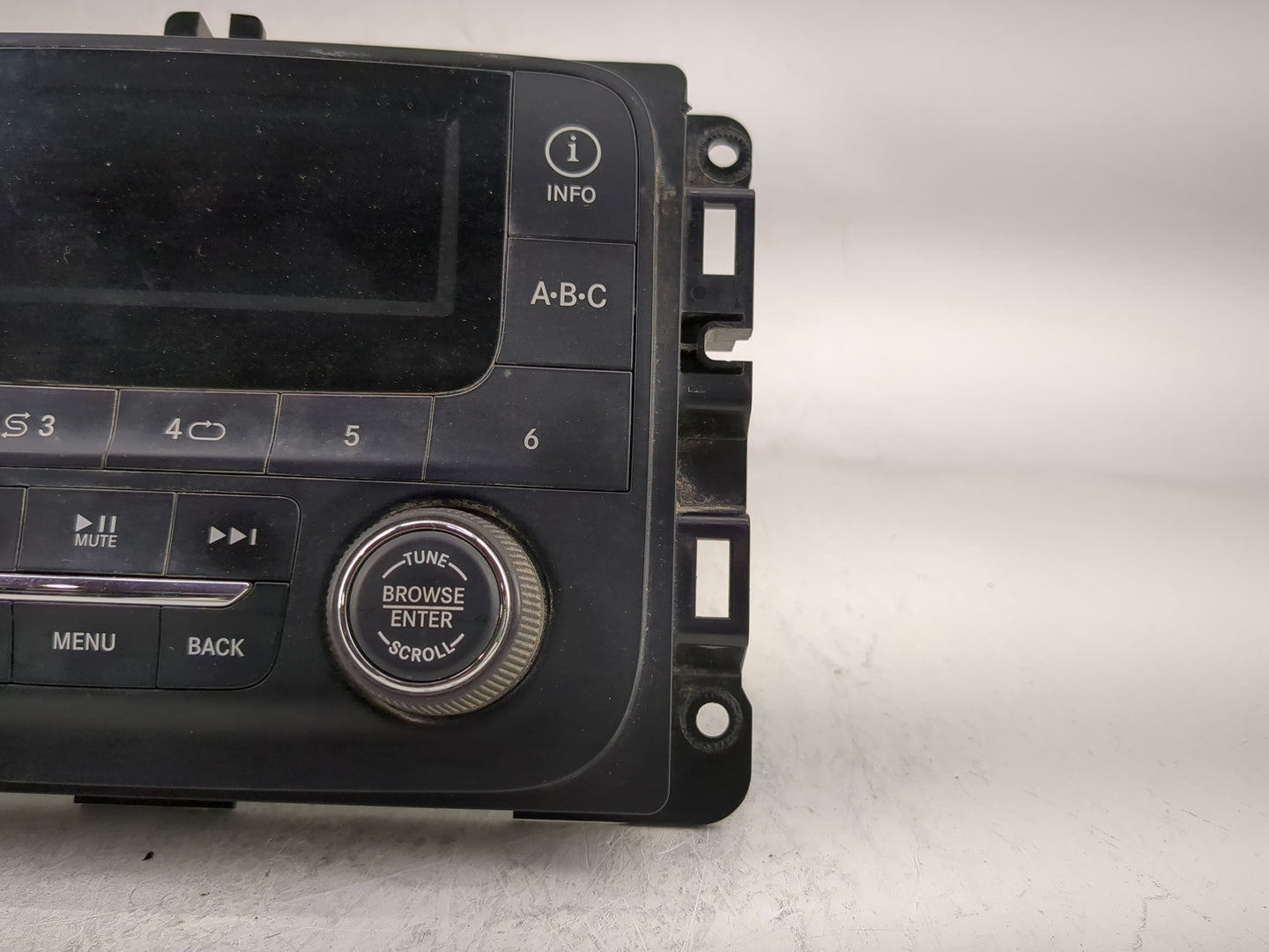 2018 Dodge Ram 1500 Radio AM FM Cd Player Receiver Replacement P/N:68137113AG Fits Fits 2017 2019 2020 OEM Used Auto Parts -
