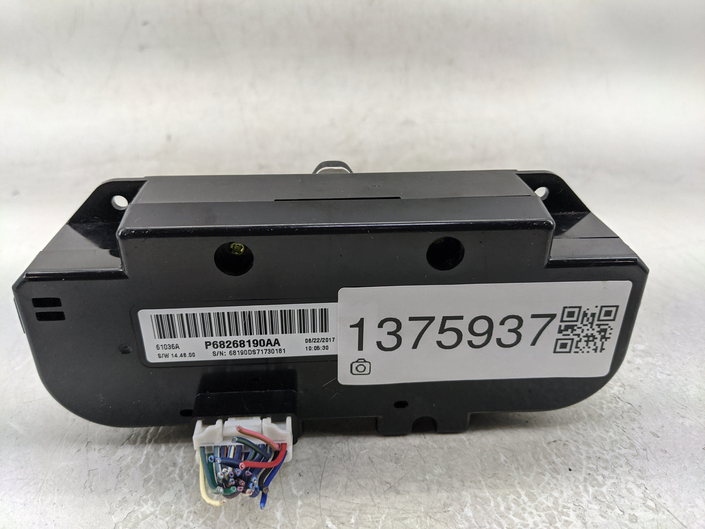 2018 Dodge Ram 1500 Climate Control Module Temperature AC/Heater Replacement P/N:P68268190AA Fits OEM Used Auto Parts - Oemu