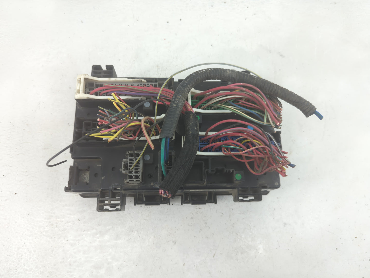 2018 Dodge Ram 1500 Fusebox Fuse Box Panel Relay Module P/N:7140-1980-30 Fits OEM Used Auto Parts - Oemusedautoparts1.com