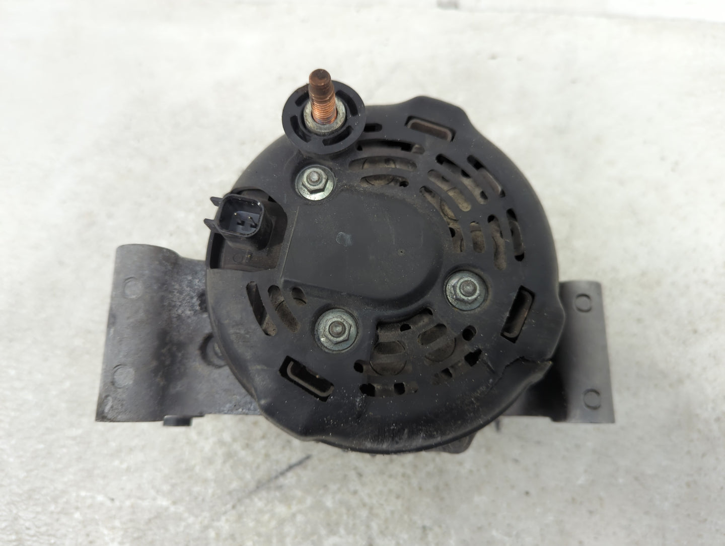 2018 Dodge Ram 1500 Alternator Replacement Generator Charging Assembly Engine OEM P/N:210-1227 Fits OEM Used Auto Parts - Oe