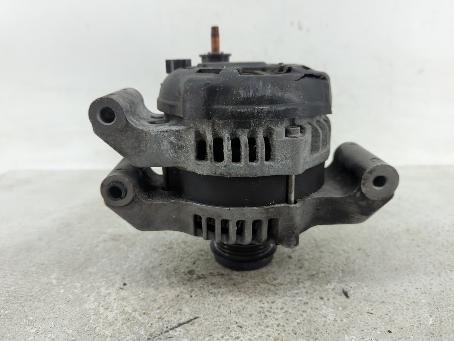 2018 Dodge Ram 1500 Alternator Replacement Generator Charging Assembly Engine OEM P/N:210-1227 Fits OEM Used Auto Parts - Oe