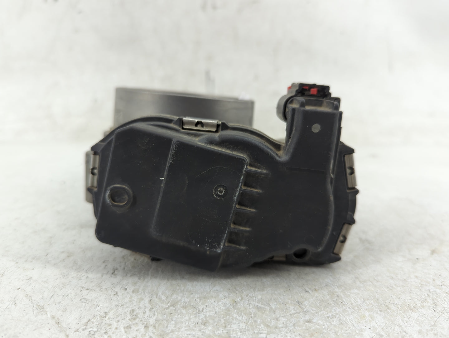 2018 Dodge Ram 1500 Throttle Body P/N:53034251AB Fits Fits 2012 2013 2014 2015 2016 2017 2019 2020 2021 2022 OEM Used Auto P
