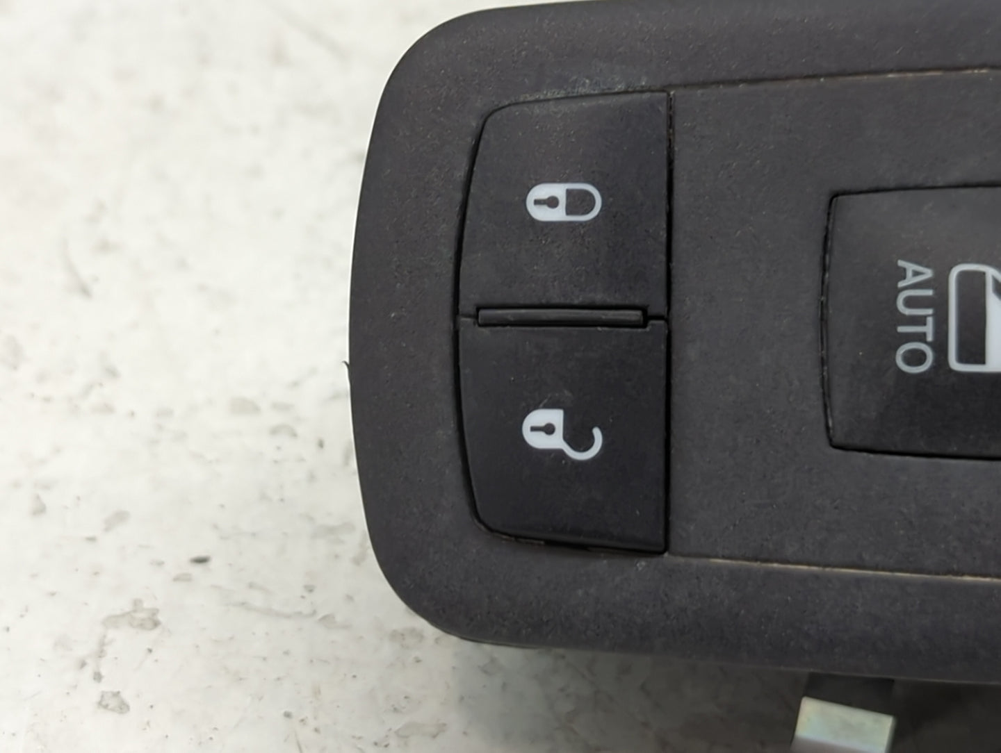 2018 Dodge Ram 1500 Master Power Window Switch Replacement Driver Side Left P/N:10132985 Fits OEM Used Auto Parts - Oemuseda