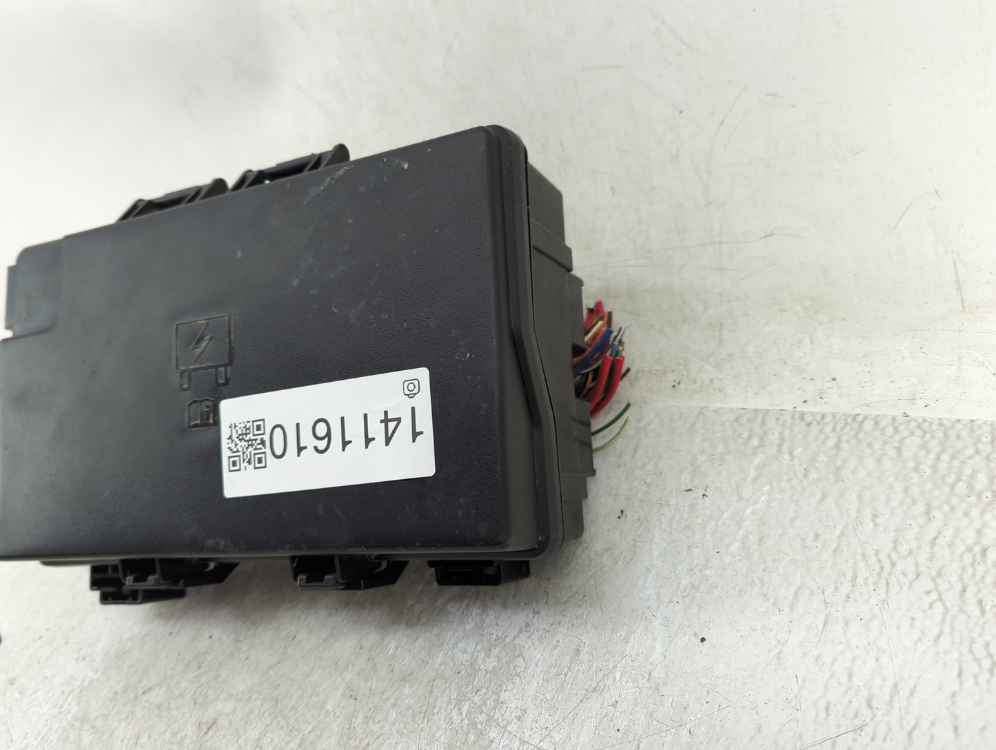 2018 Dodge Ram 1500 Fusebox Fuse Box Panel Relay Module P/N:P68322373AB Fits OEM Used Auto Parts - Oemusedautoparts1.com