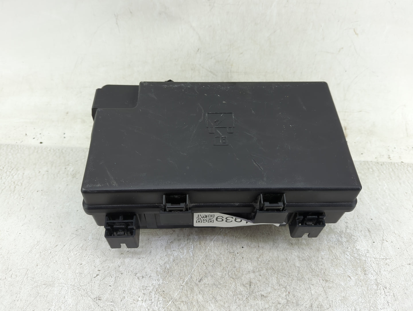 2018 Dodge Ram 1500 Fusebox Fuse Box Panel Relay Module P/N:68322373AB Fits OEM Used Auto Parts - Oemusedautoparts1.com