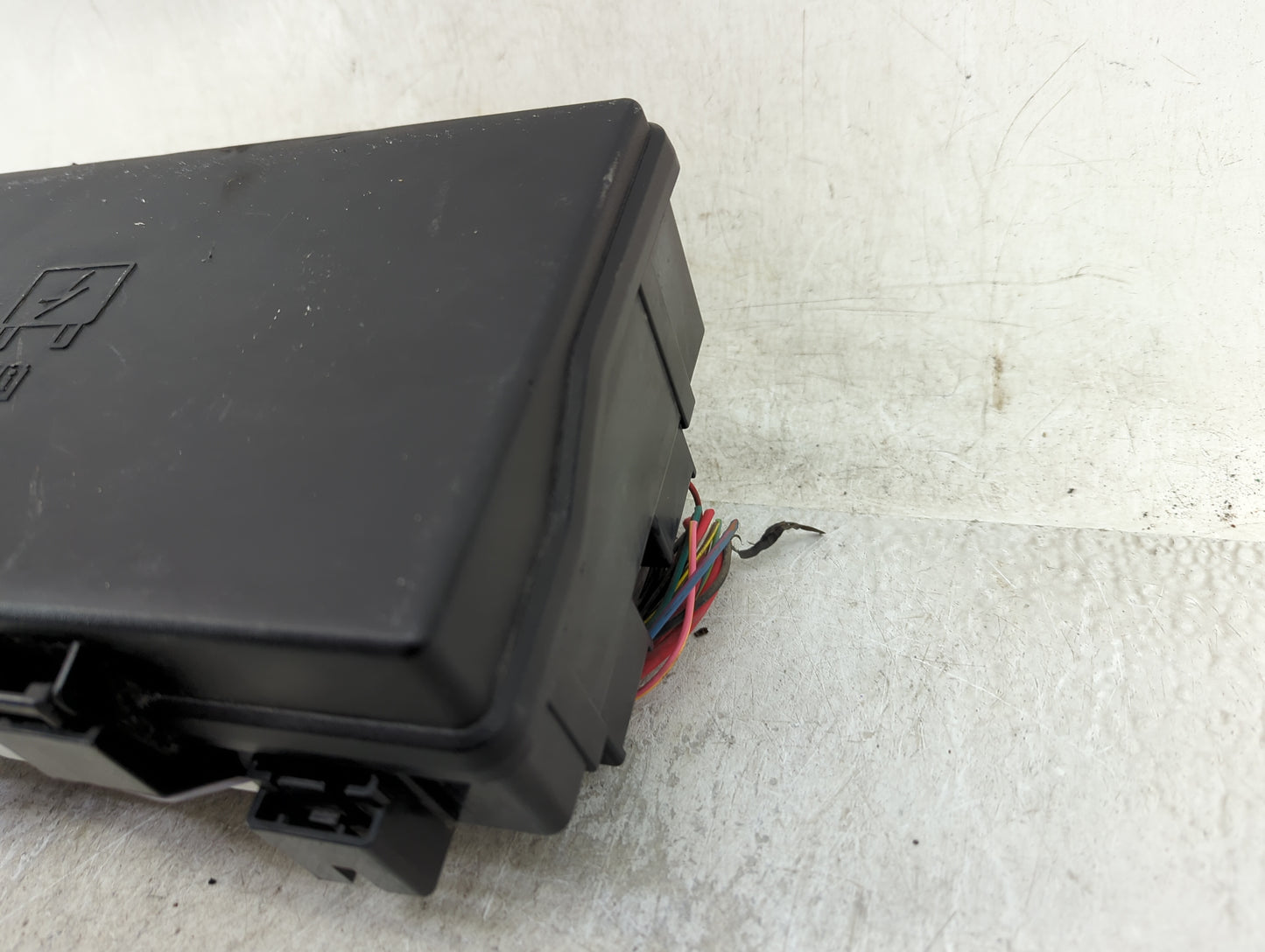 2018 Dodge Ram 1500 Fusebox Fuse Box Panel Relay Module P/N:68322373AB Fits OEM Used Auto Parts - Oemusedautoparts1.com