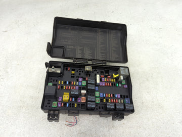 2018 Dodge Ram 1500 Fusebox Fuse Box Panel Relay Module P/N:P68322373AB 68322373AB Fits OEM Used Auto Parts
