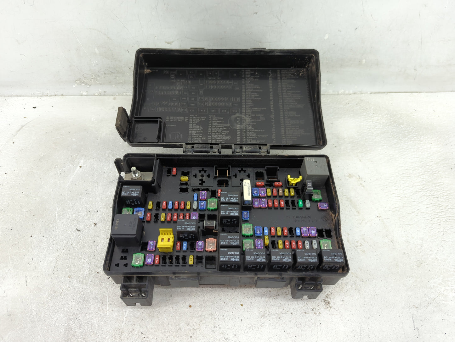 2018 Dodge Ram 1500 Fusebox Fuse Box Panel Relay Module P/N:7140-5131-30 7140-1980 Fits OEM Used Auto Parts - Oemusedautopar