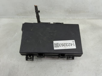compare product 2018 Dodge Ram 1500 Fusebox Fuse Box Panel Relay Module P/N:7140-1980-30 04692143AA, 04692141AA Fits OEM Used Auto Parts