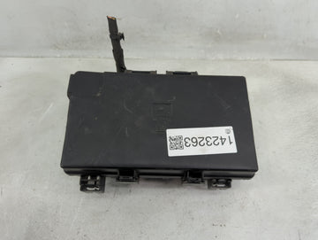 2018 Dodge Ram 1500 Fusebox Fuse Box Panel Relay Module P/N:7140-1980-30 04692143AA, 04692141AA Fits OEM Used Auto Parts - O