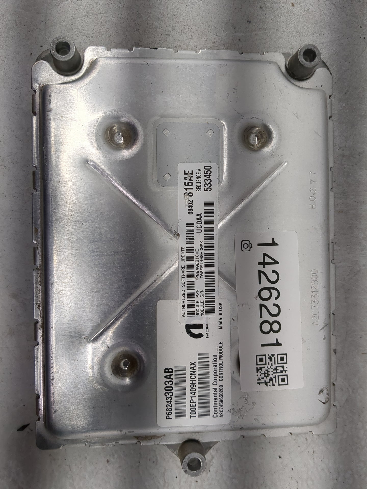 2018 Dodge Ram 1500 PCM Engine Control Computer ECU ECM PCU OEM P/N:P68243303AB Fits Fits 2016 2017 2019 2020 OEM Used Auto 