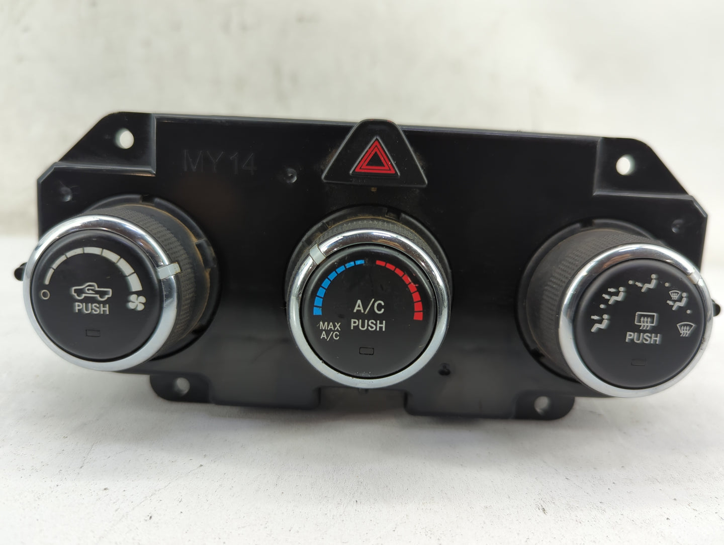 2018 Dodge Ram 1500 Climate Control Module Temperature AC/Heater Replacement P/N:P68268190AA Fits OEM Used Auto Parts - Oemu