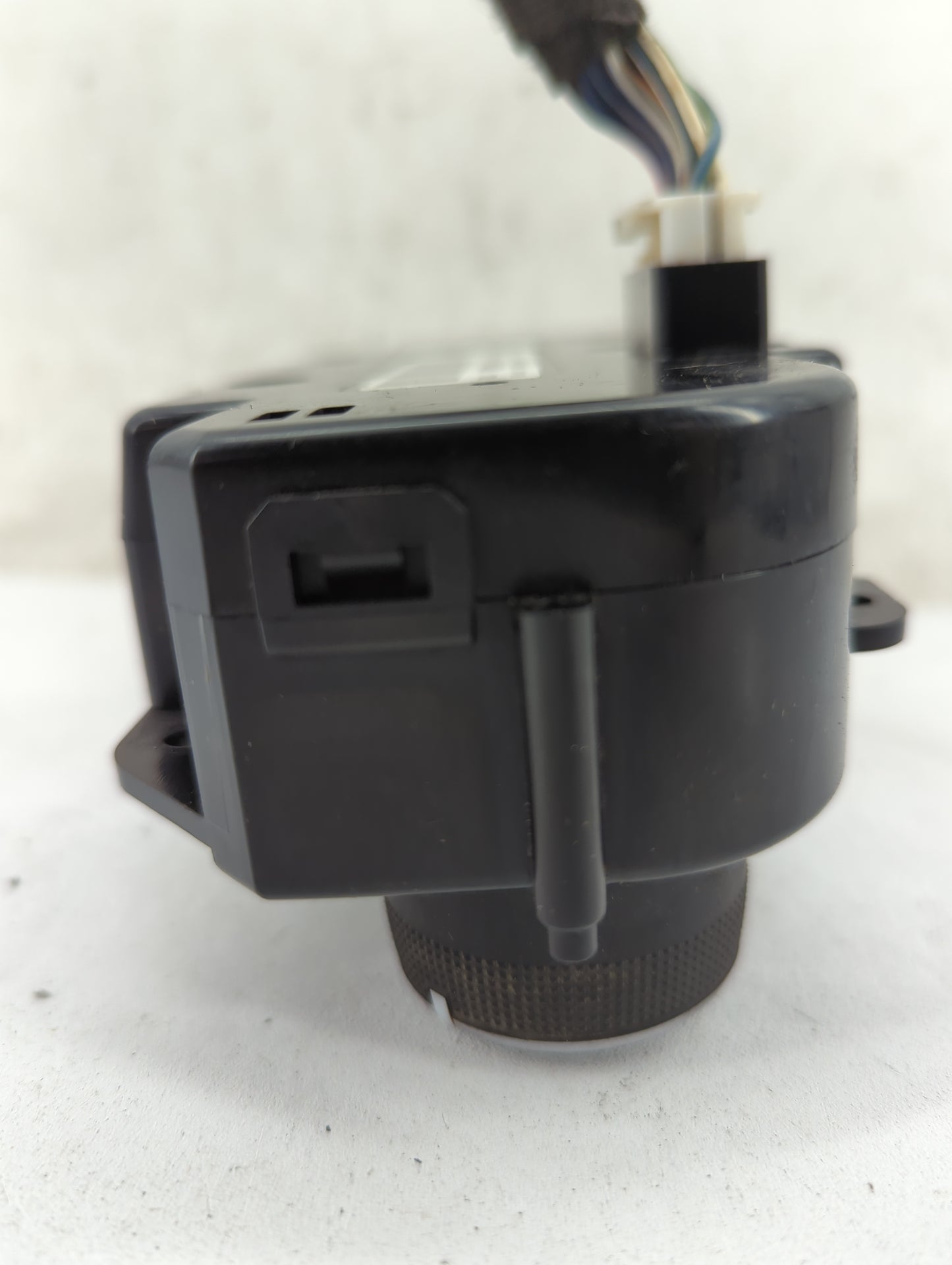 2018 Dodge Ram 1500 Climate Control Module Temperature AC/Heater Replacement P/N:P68268190AA Fits OEM Used Auto Parts - Oemu