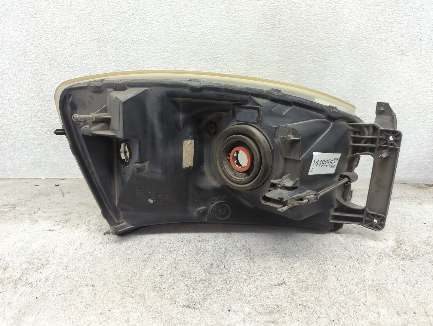 Dodge Ram 1500 Driver Left Oem Head Light Headlight Lamp - Oemusedautoparts1.com