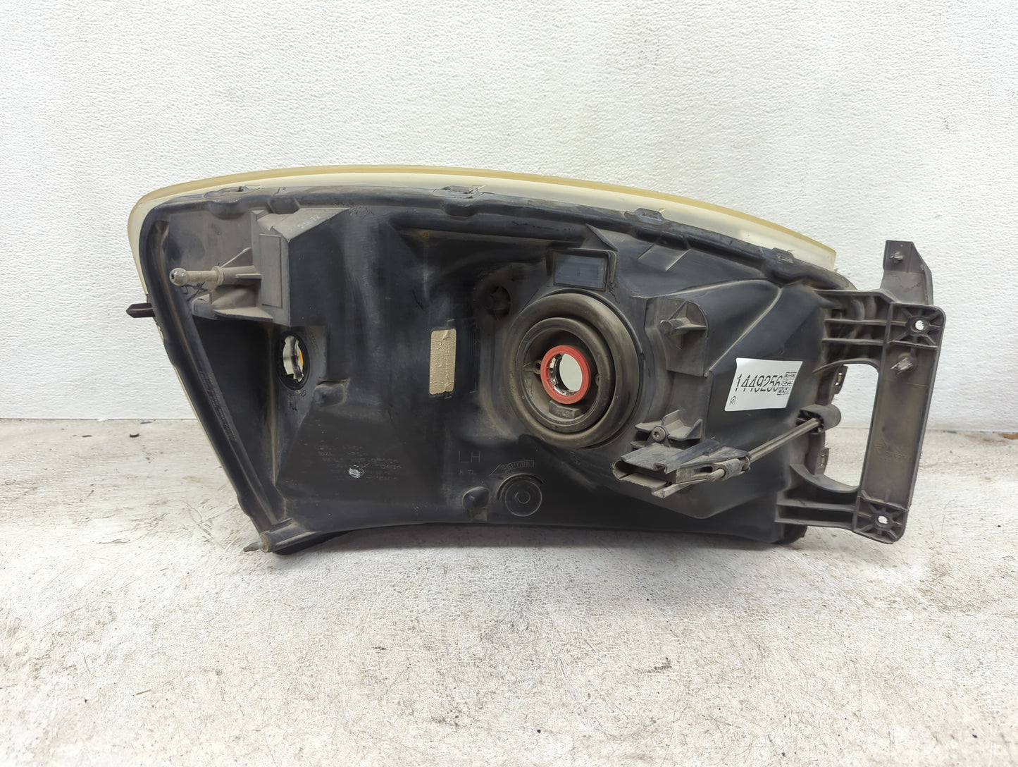 Dodge Ram 1500 Driver Left Oem Head Light Headlight Lamp - Oemusedautoparts1.com