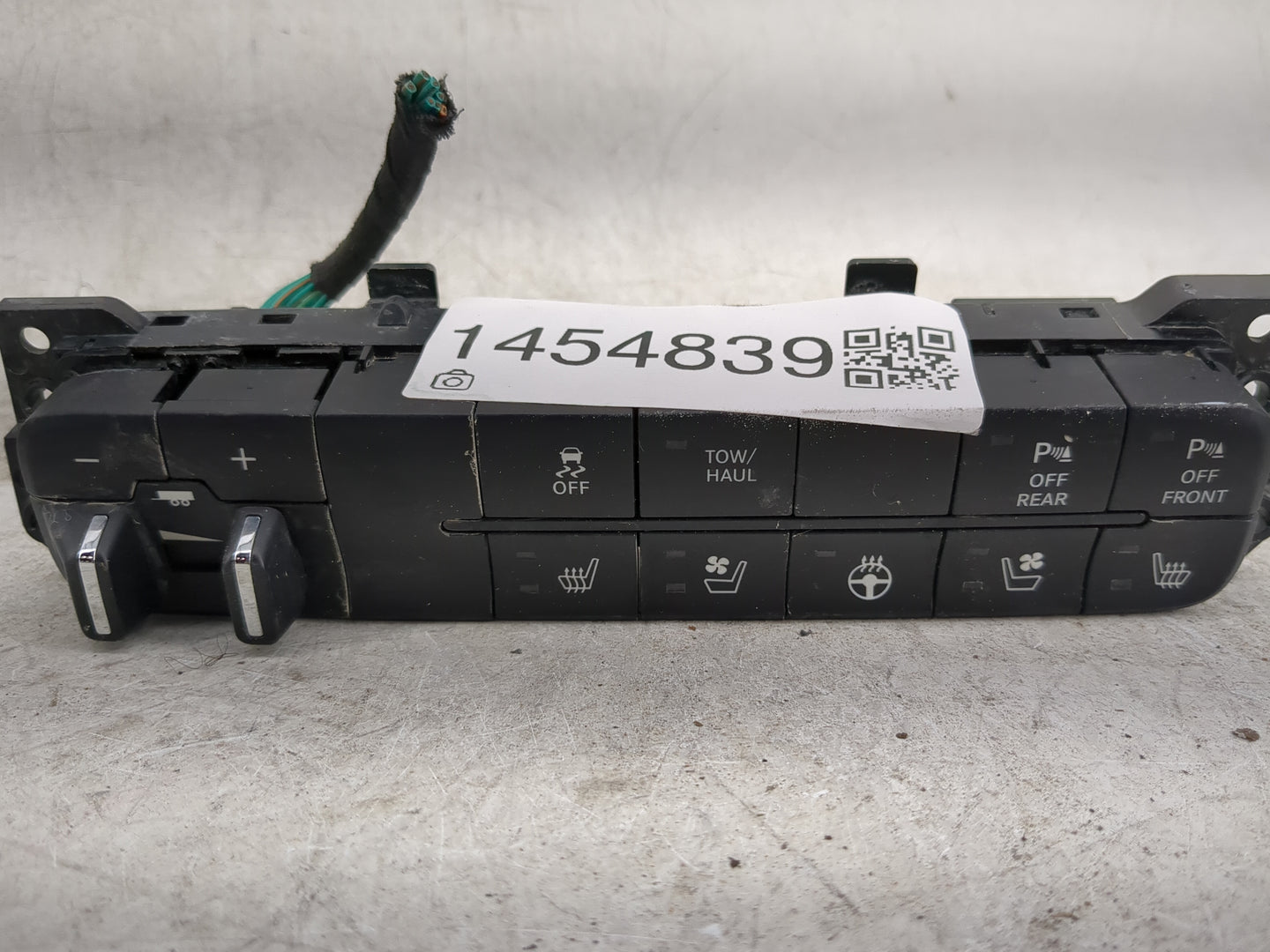 2018 Dodge Ram 1500 Climate Control Module Temperature AC/Heater Replacement P/N:041581A 3477 3181-00, P68247636AA Fits OEM 