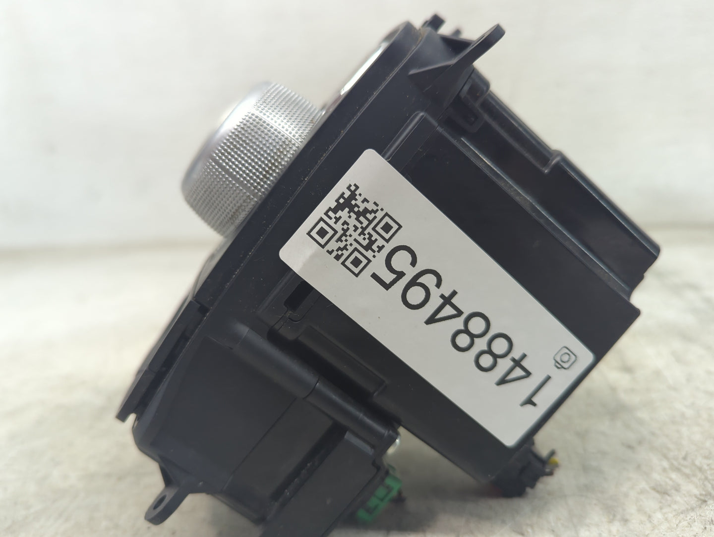2018 Dodge Ram 1500 Climate Control Module Temperature AC/Heater Replacement Fits OEM Used Auto Parts - Oemusedautoparts1.co