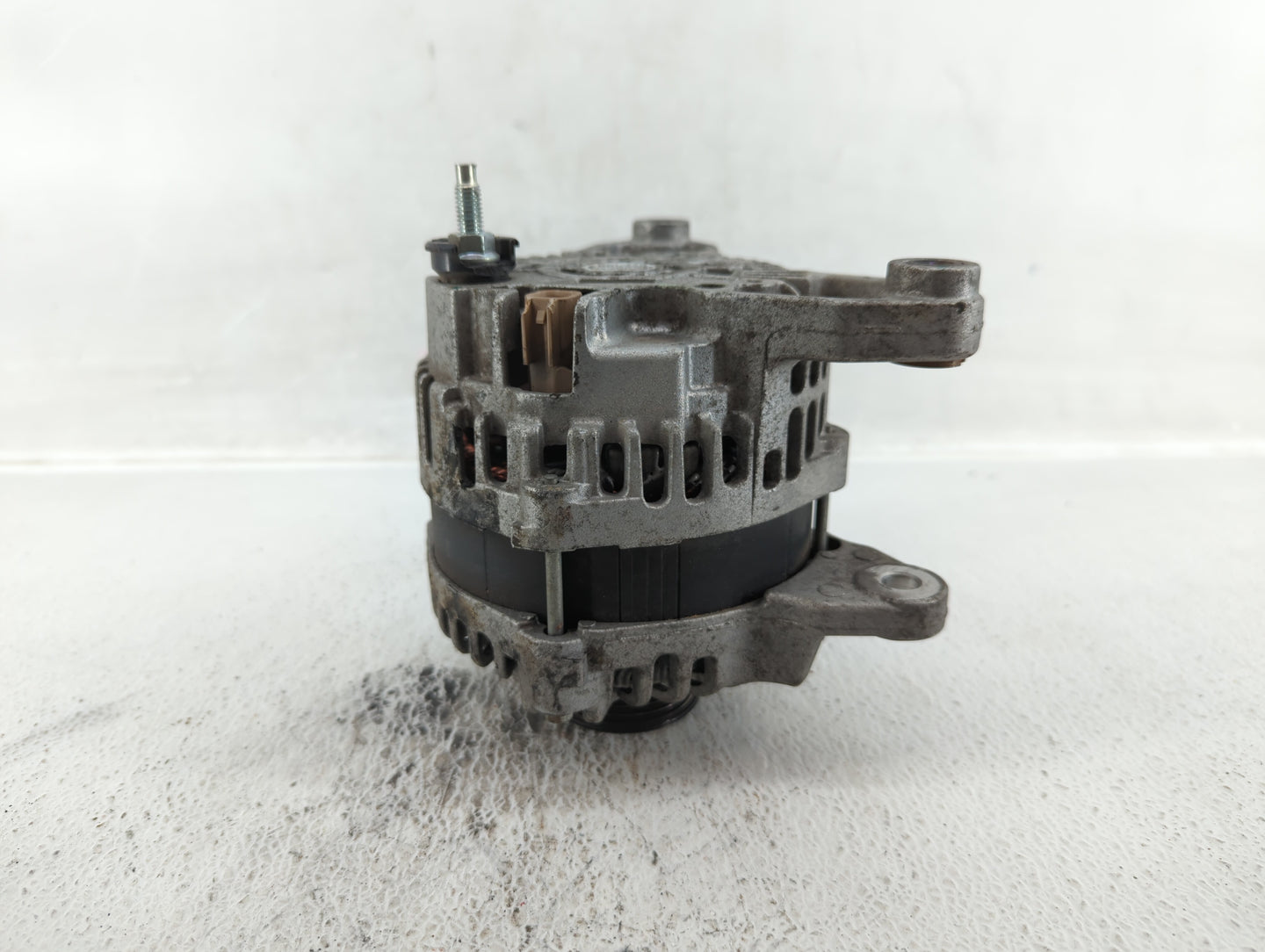 2018 Dodge Ram 1500 Alternator Replacement Generator Charging Assembly Engine OEM P/N:56029 764AA Fits OEM Used Auto Parts -