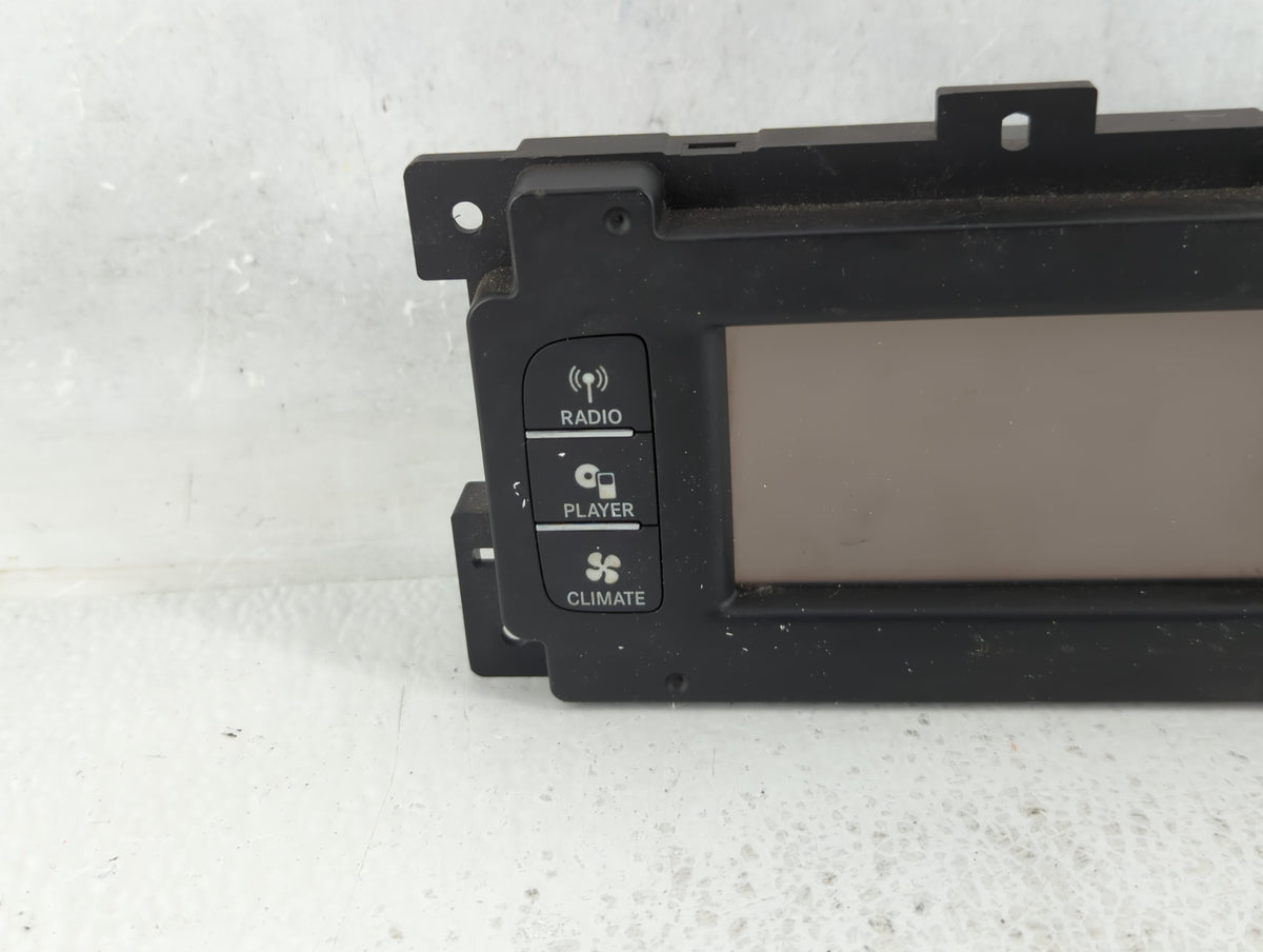 Dodge Ram 1500 Am Fm Cd Player Radio Receiver 637719 - Oemusedautoparts1.com