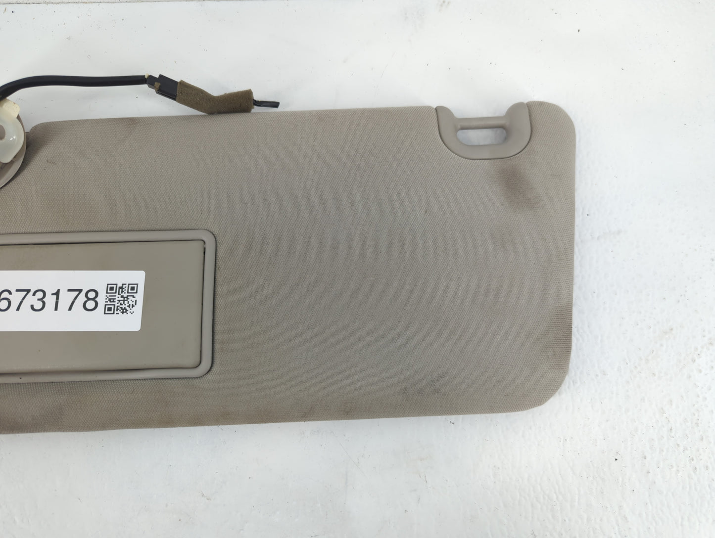 2018 Dodge Ram 1500 Sun Visor Shade Replacement Driver Left Mirror Fits Fits 2015 2016 2017 2019 2020 OEM Used Auto Parts - 
