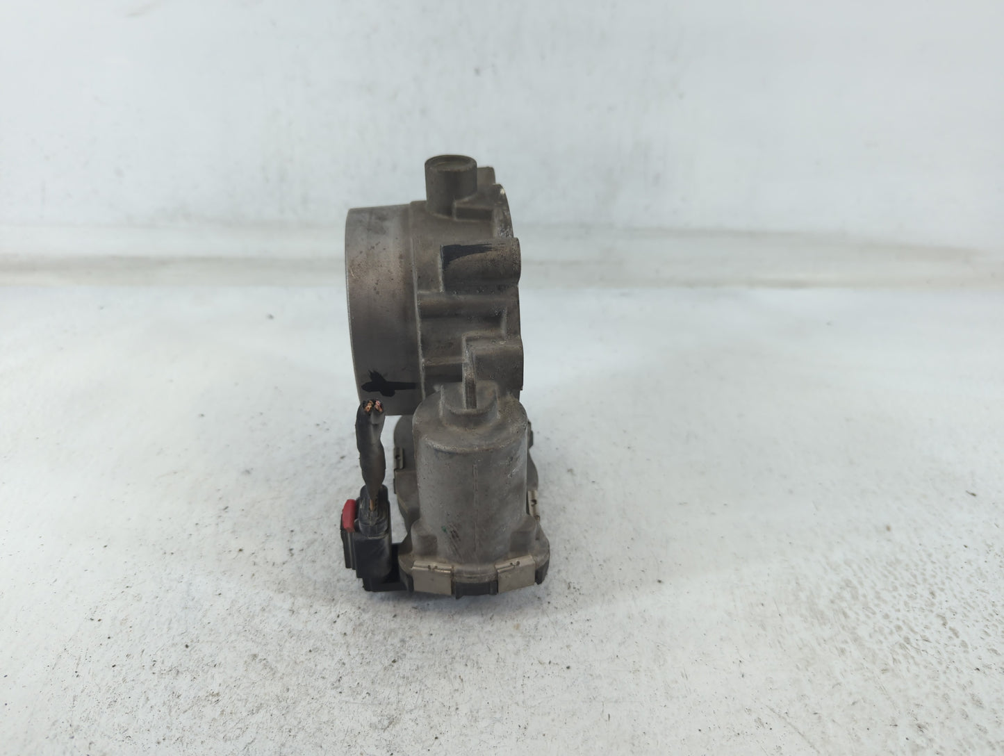 2018 Dodge Ram 1500 Throttle Body P/N:53034251AB Fits Fits 2012 2013 2014 2015 2016 2017 2019 2020 2021 2022 OEM Used Auto P