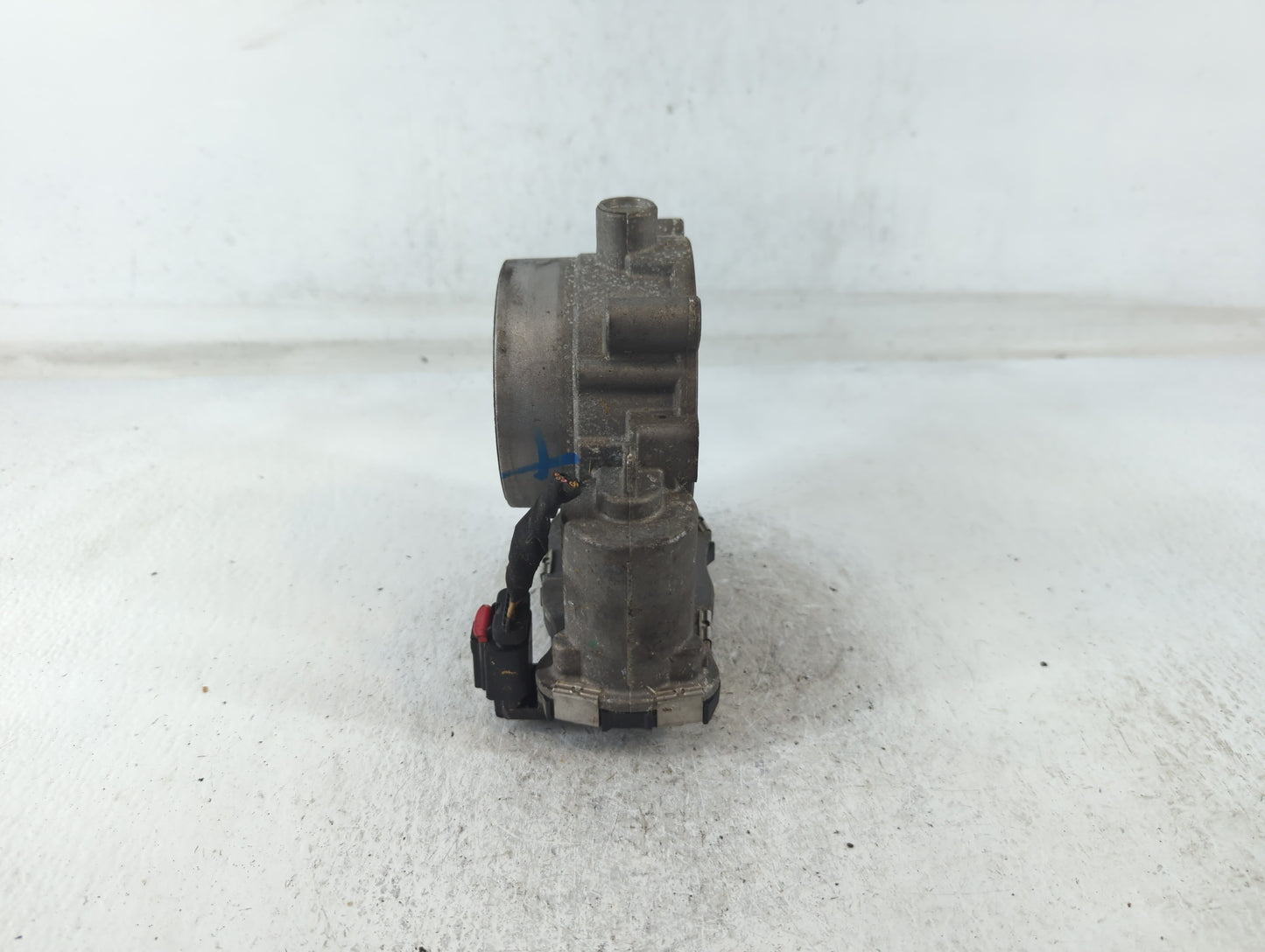 2018 Dodge Ram 1500 Throttle Body P/N:53034251AB Fits Fits 2012 2013 2014 2015 2016 2017 2019 2020 2021 2022 OEM Used Auto P