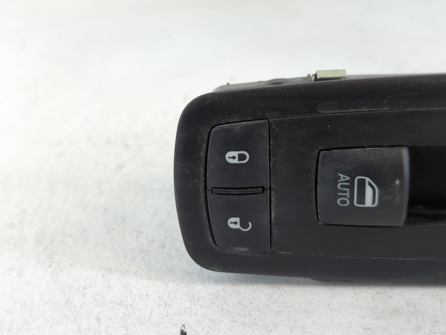2018 Dodge Ram 1500 Master Power Window Switch Replacement Driver Side Left P/N:68148892AA Fits Fits 2016 2017 2019 2020 202