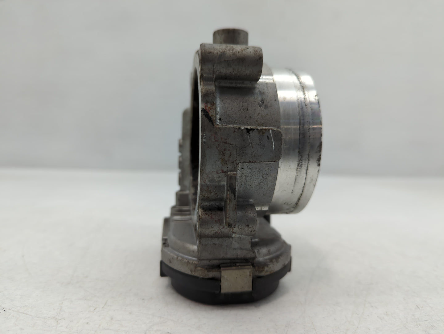 2018 Dodge Ram 1500 Throttle Body P/N:05184349AC Fits Fits 2011 2012 2013 2014 2015 2016 2017 2019 2020 2021 2022 OEM Used A