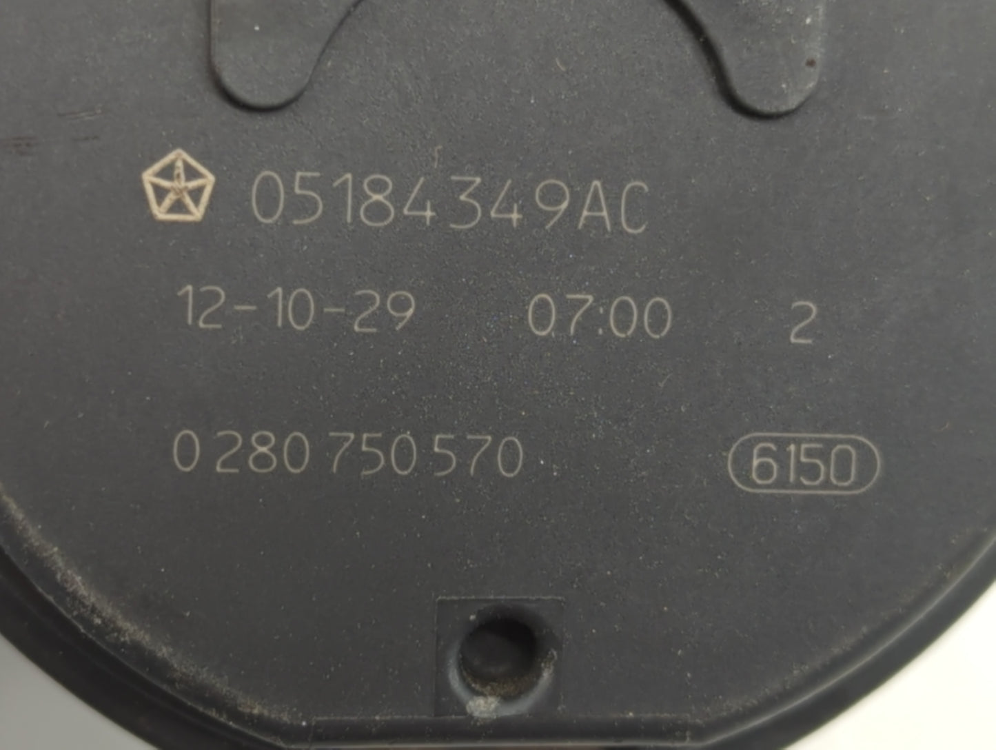 2018 Dodge Ram 1500 Throttle Body P/N:05184349AC Fits Fits 2011 2012 2013 2014 2015 2016 2017 2019 2020 2021 2022 OEM Used A
