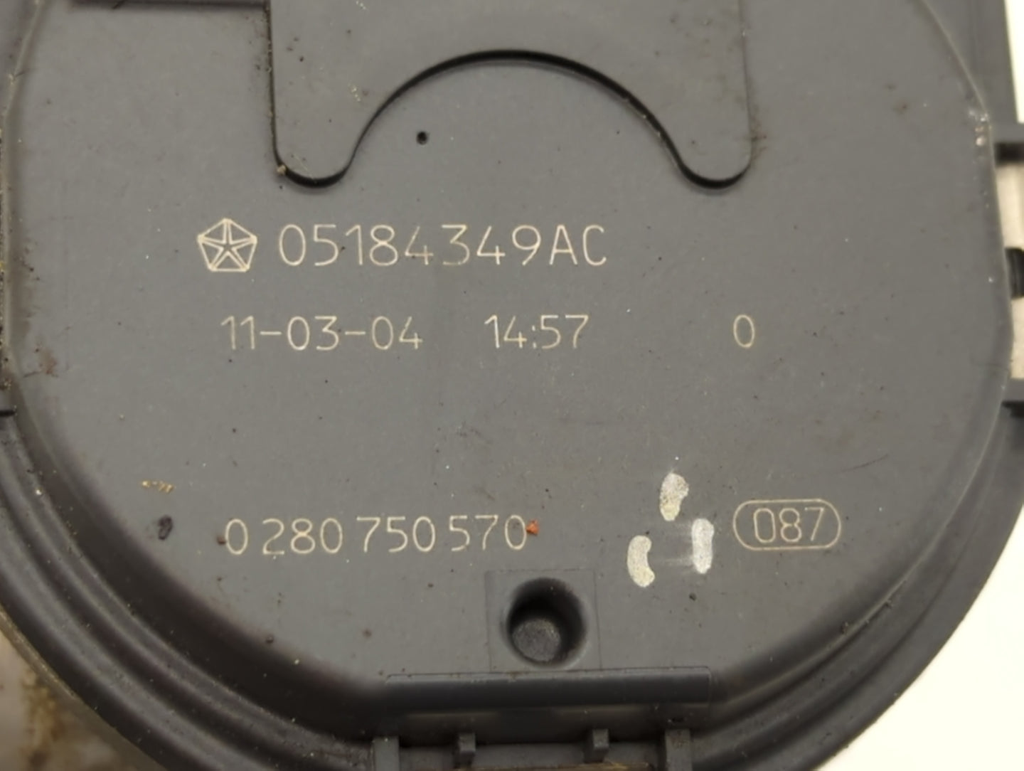 2018 Dodge Ram 1500 Throttle Body P/N:05184349AC Fits Fits 2011 2012 2013 2014 2015 2016 2017 2019 2020 2021 2022 OEM Used A