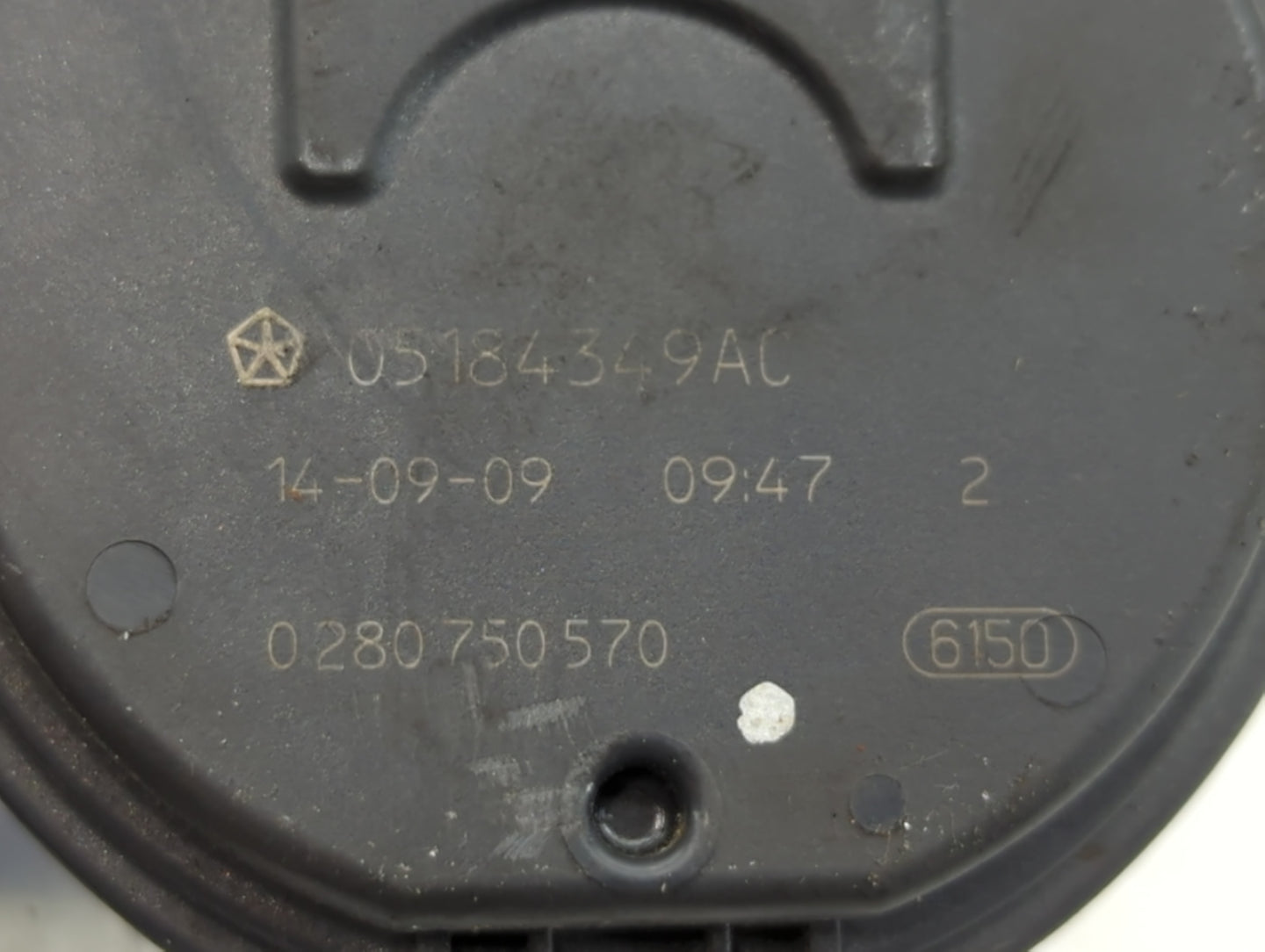 2018 Dodge Ram 1500 Throttle Body P/N:05184349AC Fits Fits 2011 2012 2013 2014 2015 2016 2017 2019 2020 2021 2022 OEM Used A